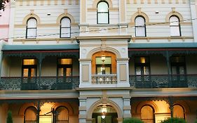 Avonmore On The Park Boutique Hotel